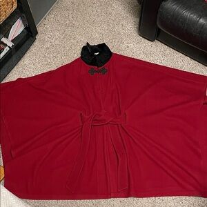 Vintage wool cashmere belted Cape with faux fur Black Collar and ornamental clip